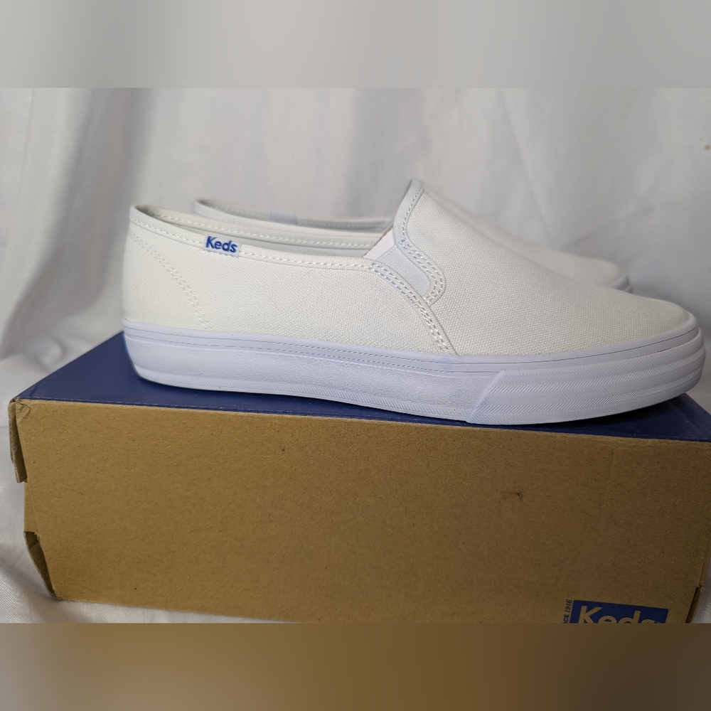 Keds Women's Double Decker Canvas Slip On Shoes Size 8 WIDE - LOOK AT PICTURES